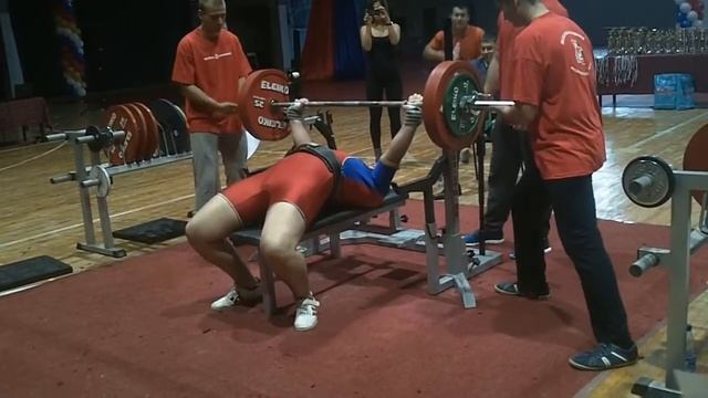 Анвар Искандаров - жим лежа 200 кг (111,2 кг) смотреть онлайн