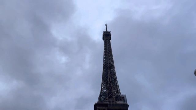 Eiffel Tower & Seine River | Paris смотреть онлайн