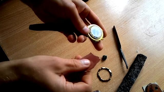 Как восстановить поцарапаное стекло наручных часов смотреть онлайн