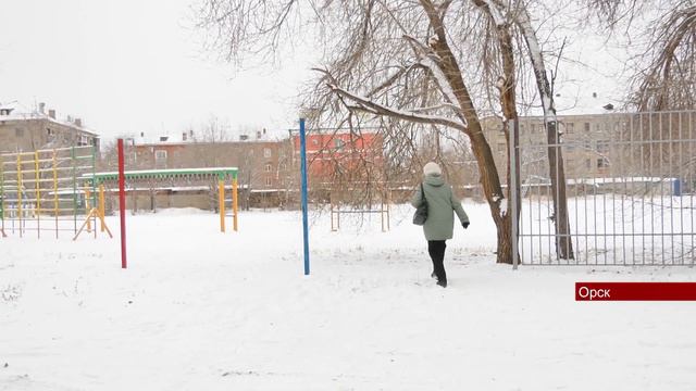 23112022 Забор у 27 школы разрушен