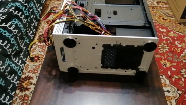 Распаковка и обзор корпуса для пк GINZZU CL ))) смотреть онлайн