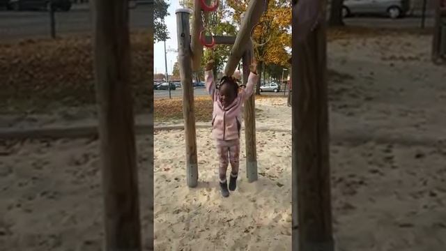 Gabby jumping high( playhouse) смотреть онлайн