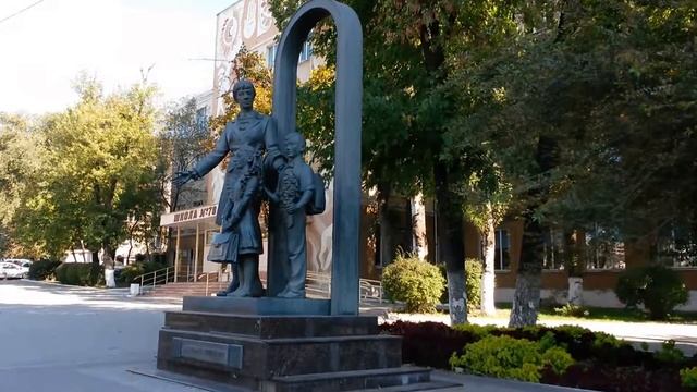 Ч. 2 / Необычные памятники / Ростов-на-Дону смотреть онлайн