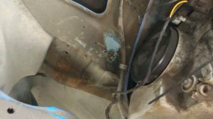 Ставим бачок омывателя Газель бизнес в крыло.