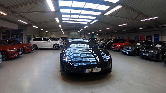 Porsche Taycan DD+ 408HK MOMS NORDIC/PANO/SPORTCHRONO/BOSE - 22