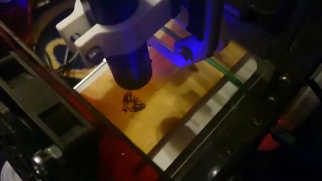 Mini DIY CNC laser engraver. Мини лазерный ЧПУ гравер из CD-rom / DVD-rom смотреть онлайн