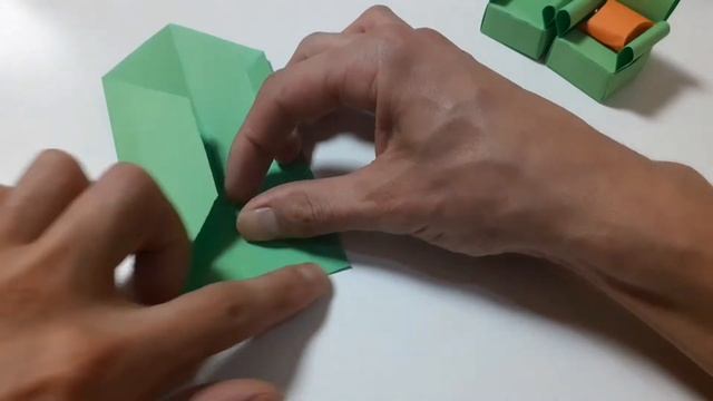 Qog'ozdan Narsalar Yazash | Qog'ozdan Divan Krelo Yashash | Origami | Origami Sofa