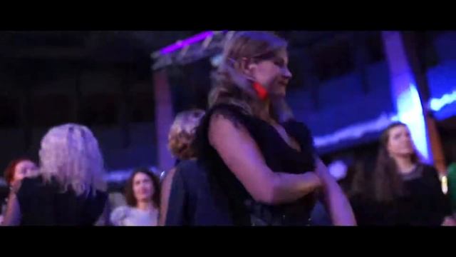 Паб Свои да Наши смотреть онлайн