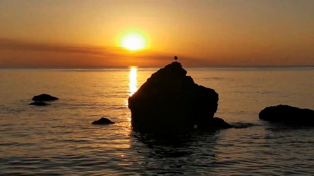 Шум моря и красота природы и 693 Гц Дерево Изобилия Дарующее Успех и Богатство Денежная Медитация смотреть онлайн