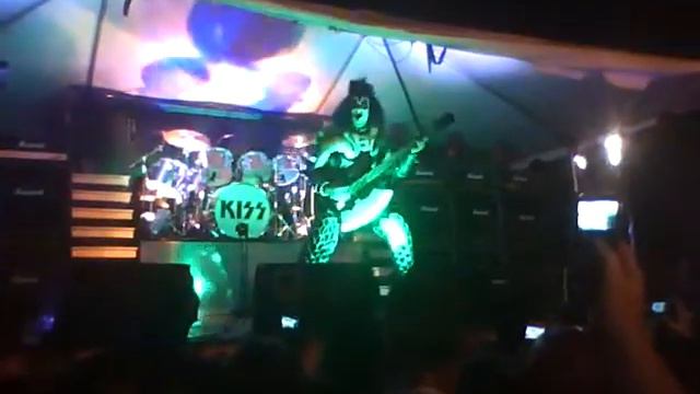 axe bass.mp4 смотреть онлайн