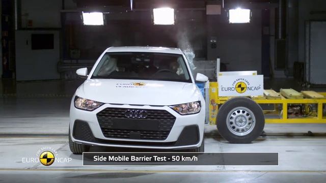 Audi A1 Crash Test | Safest Cars Of 2019 смотреть онлайн