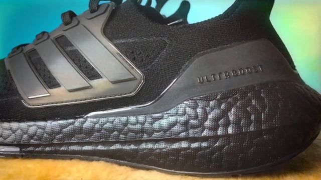 ЛУЧШИЕ КРОССОВКИ ADIDAS ULTRABOOST 2021 смотреть онлайн