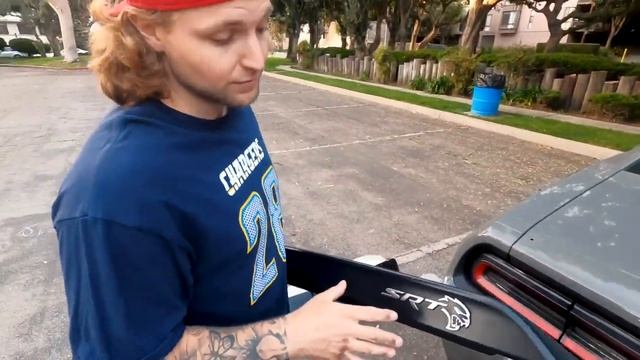 MOPAR PERFORMANCE SPOILER INSTALL ON HELLCAT REDEYE!! SO BEEFY!! смотреть онлайн