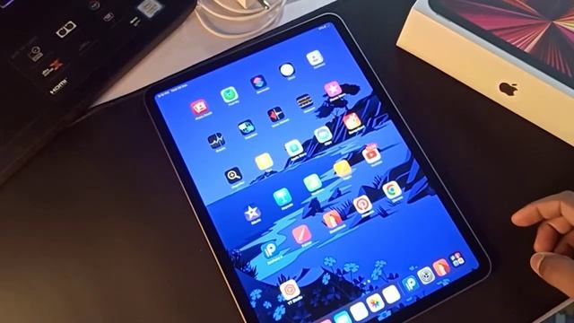 Ipad Pro 2021 3rd Generation 11 inch + Apple pencil 2nd gen Unboxing смотреть онлайн