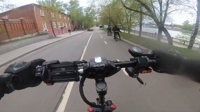100 км/ч в Парке-Горького на Самокате(Speedsavage s11) . Весь парк за 2 мин? 8 км за 6 минут? смотреть онлайн