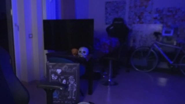 IL DR*GS STORE DI MARIO STURNIOLO смотреть онлайн