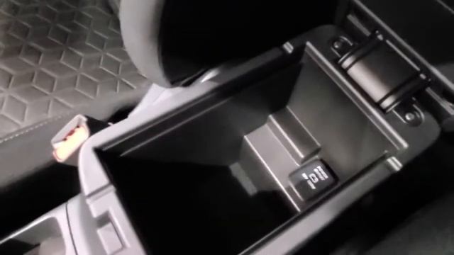 2020 Mitsubishi RVR SE Trim Review with specs in Halifax Nova Scotia Canada смотреть онлайн