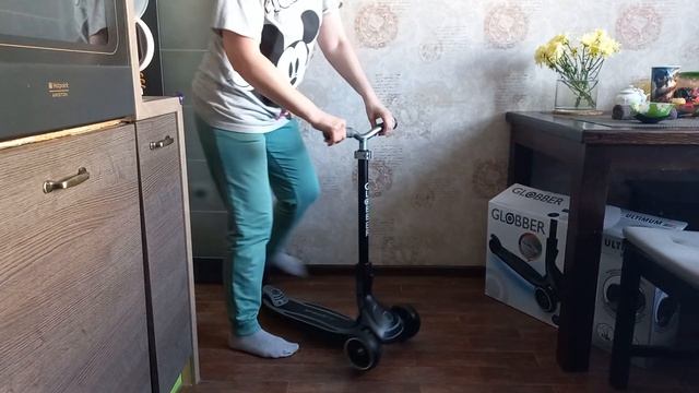 Распаковка — Самокат Globber Ultimum Lights смотреть онлайн