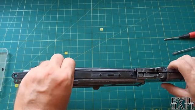 Разборка и ремонт детского автомата CYMA 1093. Замена крепежа приклада ZM93 (P.1093) смотреть онлайн