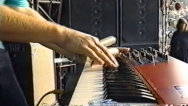 PAVEMENT * Grave Architecture * LIVE - Koln, Germany 1997 смотреть онлайн