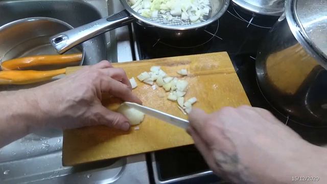 ДОБРЫЙ ВЕЧЕР! БЮДЖЕТНЫЕ ЩИ))) Наконец то, я смог показать свои кулинарные способности. смотреть онлайн