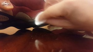 Пожелтела подошва. Как отбелить кроссовки. Чем отбелить белую подошву [Реставрация Кроссовок]