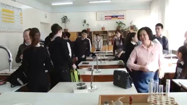 «Я знаю все проблемы преподавателей, так как свою трудовую деятельность начинал с профессии учителя смотреть онлайн