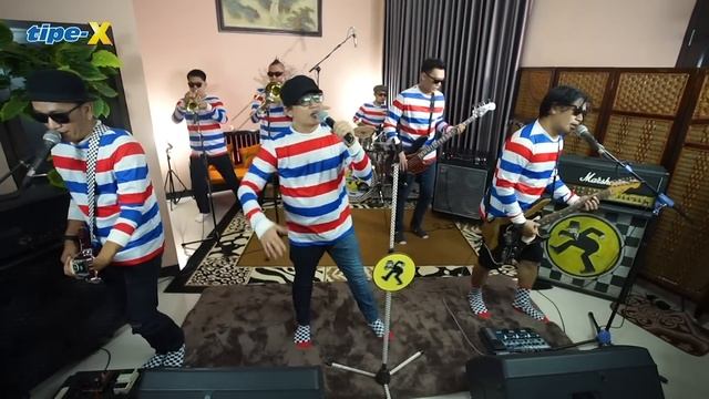X FRIEND - TIPE-X LIVE IN LIVING ROOM смотреть онлайн