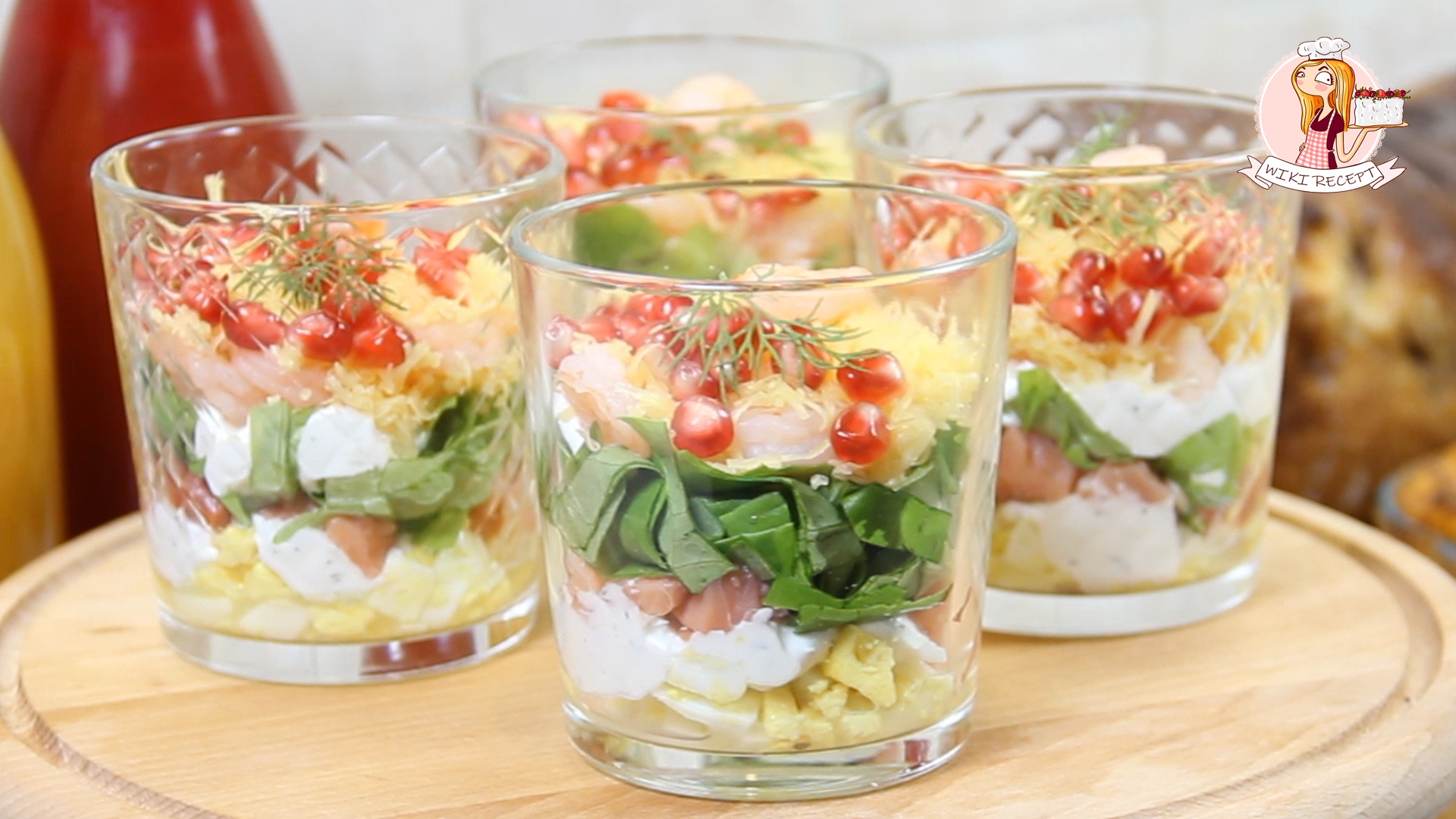 Невероятно вкусное сочетание КРЕВЕТОК и КРАСНОЙ РЫБЫ с легкой заправкой в этом элегантном салате смотреть онлайн