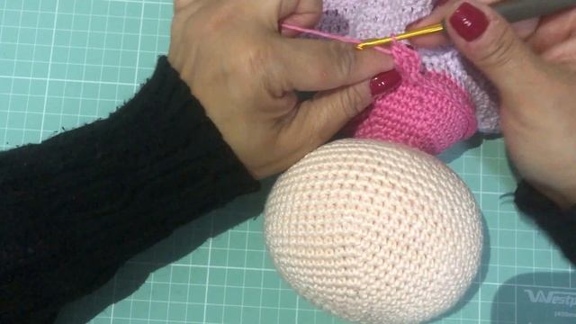 BONECA BUQUÊ Tiktok amigurumi reversível "25 cm" | Débora Travasso смотреть онлайн