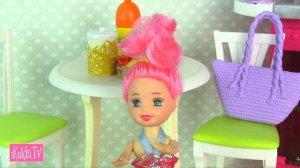 Нашла 10 000 в Штанах у Подруги и Решила Сбежать! Мультик Куклы #Барби Игры для девочек IkuklaTV