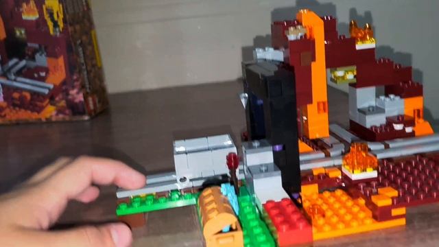 Обзор на набор Lego Minecraft Портал в ад. смотреть онлайн