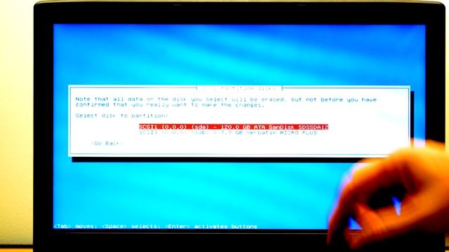 Installing Debian Linux On Laptop смотреть онлайн