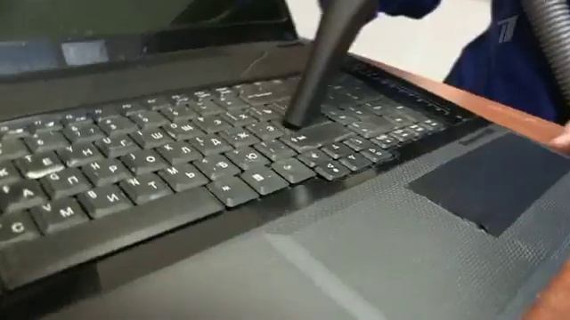 Как почистить клавиатуру ноутбука смотреть онлайн