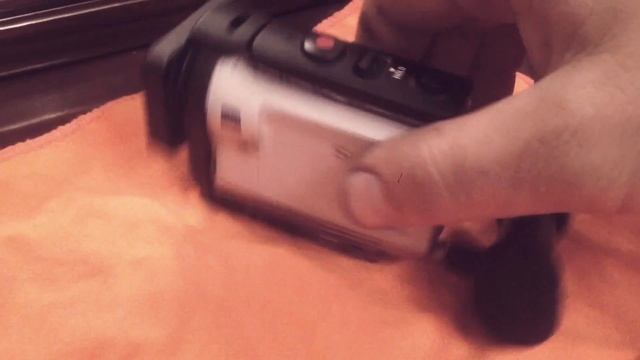 Как зарядить экшн камеру не доставая из аквабокса Sony FRD x-3000 as330 смотреть онлайн