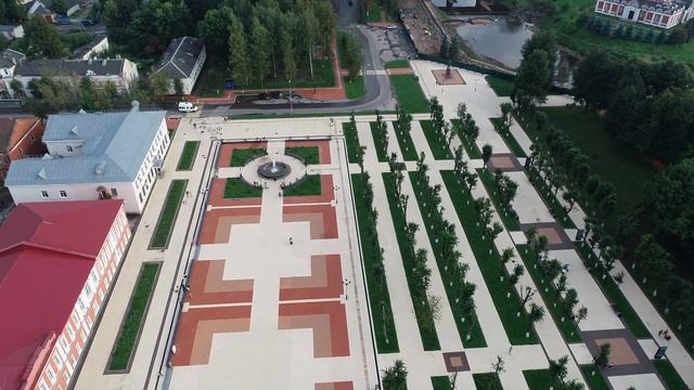 Старая Русса площадь Революции смотреть онлайн