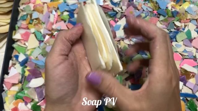 ASMR Soap/ breaking soap plates/ ломаю мыльные пластинки/ хруст смотреть онлайн