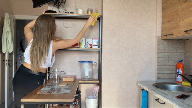 KITCHEN DEEP CLEANING ROUTINE | Messy House