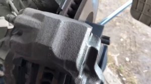 Замена передних колодок Toyota Land Cruiser Prado 150