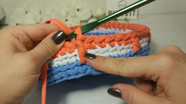 Корзинка из трикотажной пряжи с 3D рисунком. Как использовать остатки трикотажной пряжи. смотреть онлайн