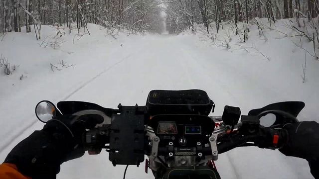 Goofy Snow - Yamaha TW200 Dual Sport смотреть онлайн