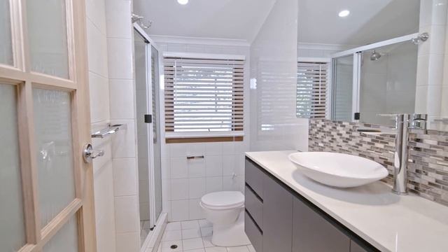JUST LISTED | 10 MCSTAY ST, MIDDLE RIDGE смотреть онлайн