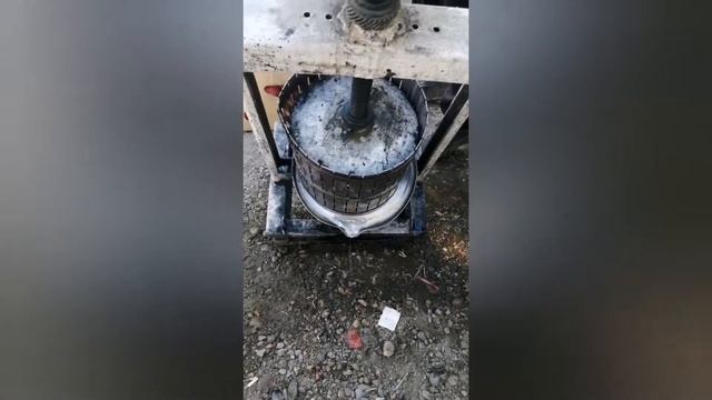 Свежевыжатый Гранатовый сок у Дороги.Узбекистан. Гиждуван.G'ig'duvon. Anor sharbati.#вкусно смотреть онлайн