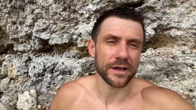 24 ЧАСА ВЫЖИВАНИЕ НА ОСТРОВЕ. ЛОВУШКИ ALIEXPRESS И ПОДВОДНАЯ ОХОТА смотреть онлайн