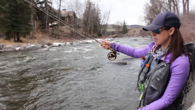 How to catch a fish in one minute- The Basics of Fly Fishing смотреть онлайн