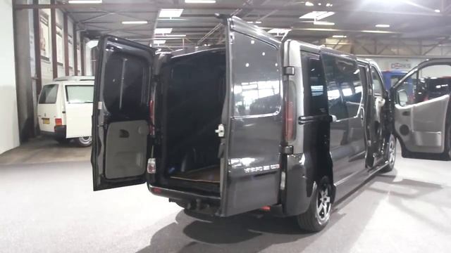 Opel Vivaro 2.5 DTI 99KW L2/H1 DC Airco BPM VRIJ Derks Bedrijfswagens смотреть онлайн