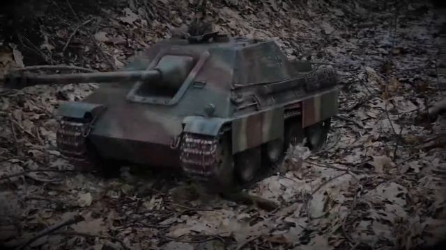 Bigscale Jagdpanther driving around! (1:6) смотреть онлайн