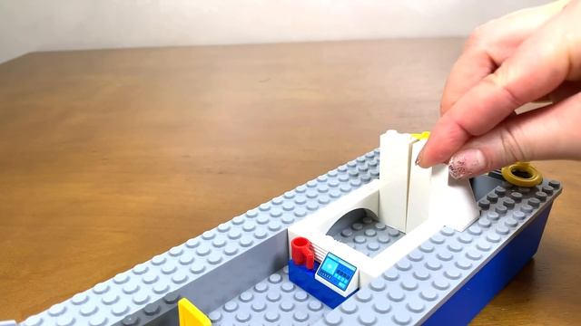LEGO City 2021 Police Patrol Boat Set 60277 - Speed Build & Review смотреть онлайн