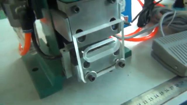 HC-4F Vertical type wire stipping machine (semi-automatic) смотреть онлайн