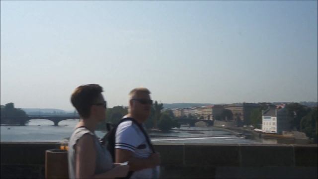 ПРАГА, ЧЕХИЯ. Собор Святого Вита, Карлов мост, Староместская площадь, река Влтава. смотреть онлайн